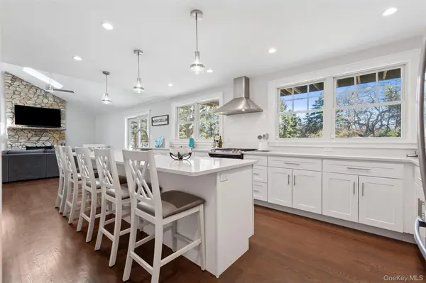 435 Old Saddle LN, Cutchogue, NY 11935