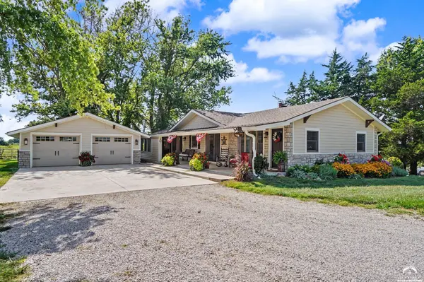 829 N 500 RD, Baldwin City, KS 66009