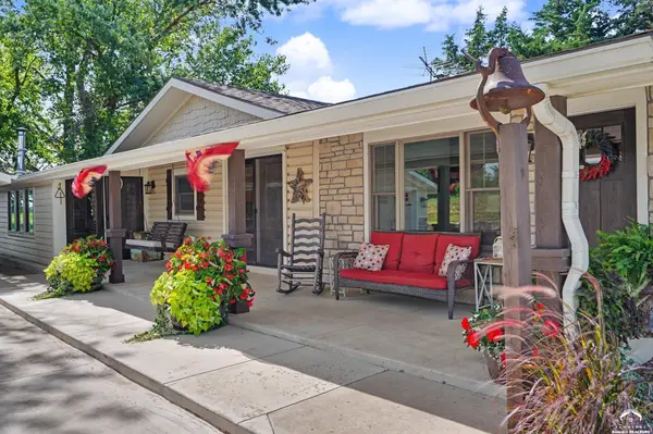 829 N 500 RD, Baldwin City, KS 66009