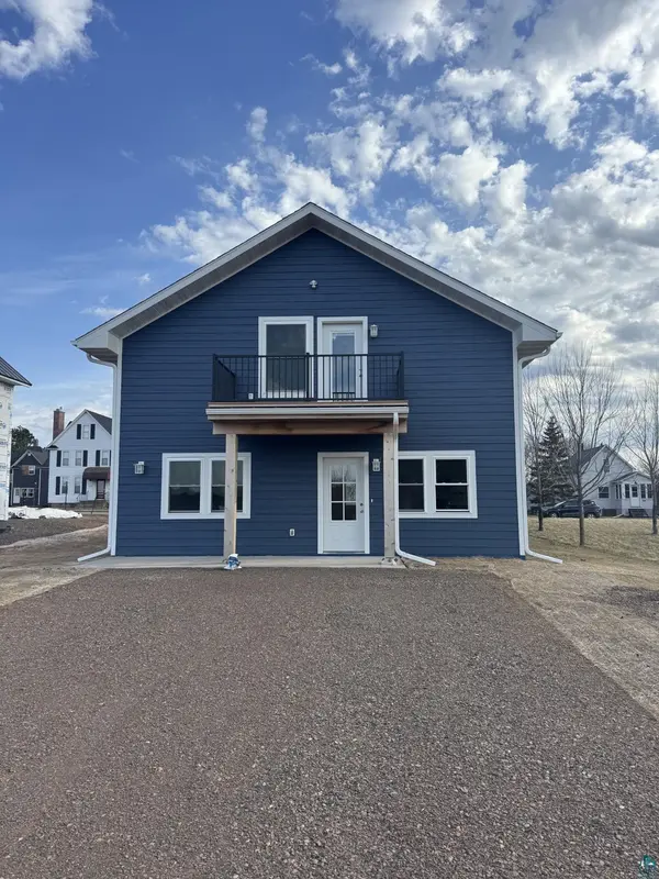 411 4th Ave, Two Harbors, MN 55616