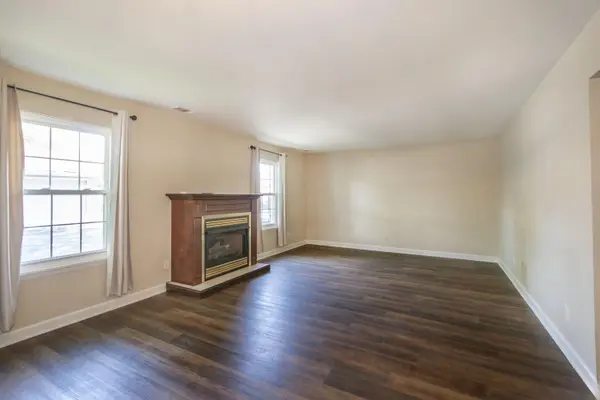 1904 Burgundy Street, Schererville, IN 46375