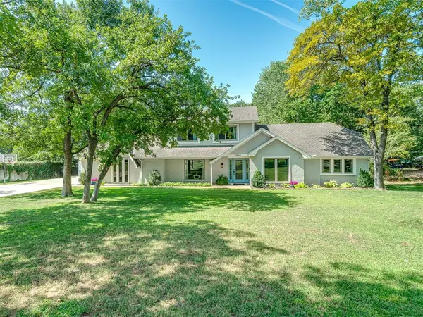 1644 Red Fox RD, Edmond, OK 73034