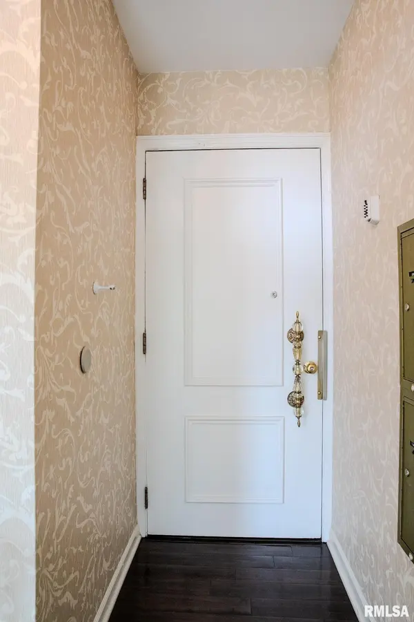 125 E GLEN AVE #112B, Peoria, IL 61614-4900