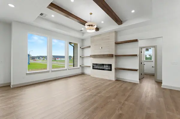 336 S Buckland St, Derby, KS 67037
