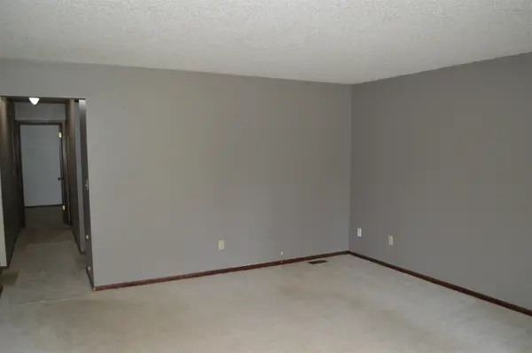 10729 W Nantucket, Wichita, KS 67212