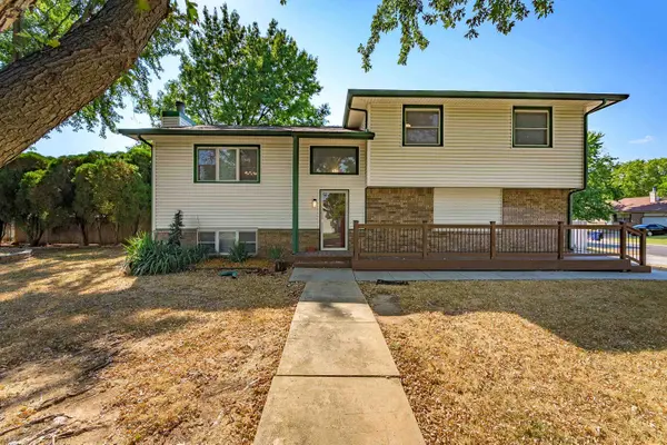 255 N Parkdale St, Wichita, KS 67212-5930