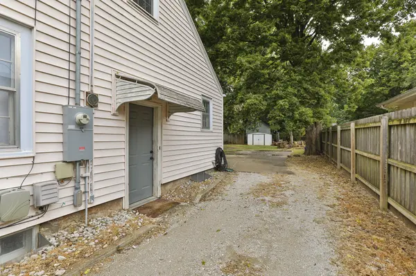 1138 S Fort AVE, Springfield, MO 65807