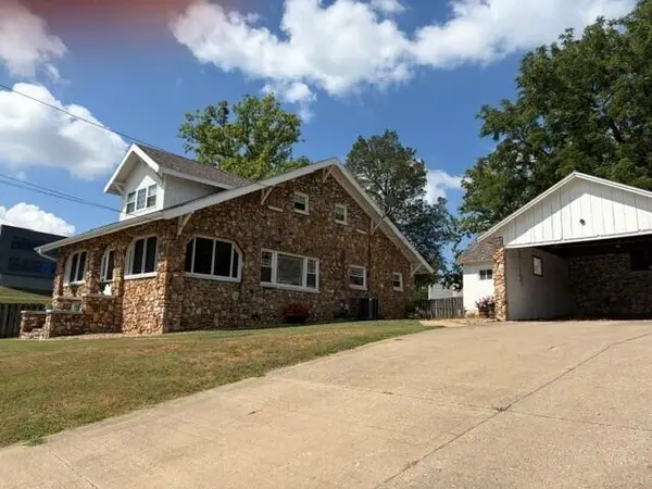 3347 N Grant AVE, Springfield, MO 65803
