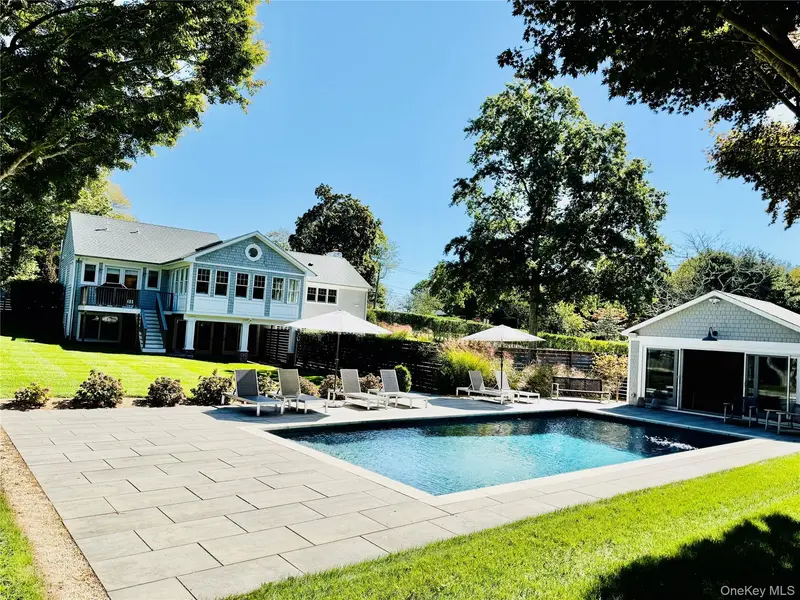 509 North Main Street, Southampton, NY 11968