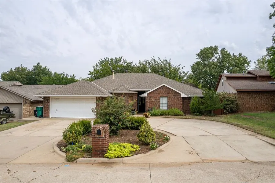 11709 NW 116th ST, Yukon, OK 73099