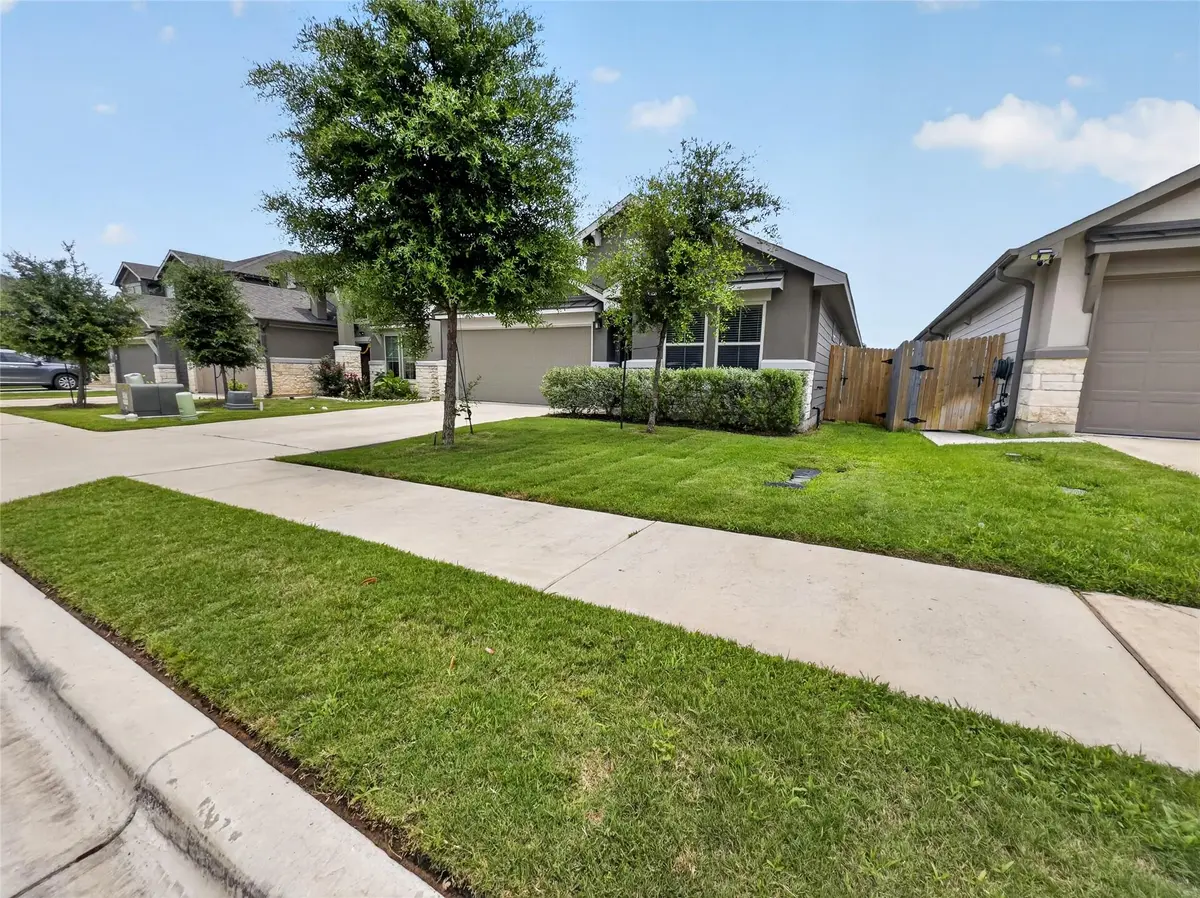 125 Caterpillar LN, Georgetown, TX 78628