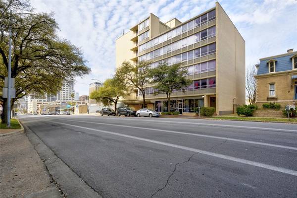1800 Lavaca ST #A703, Austin, TX 78701