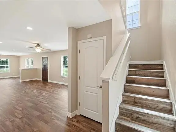 8508 Grandview DR, Jonestown, TX 78645