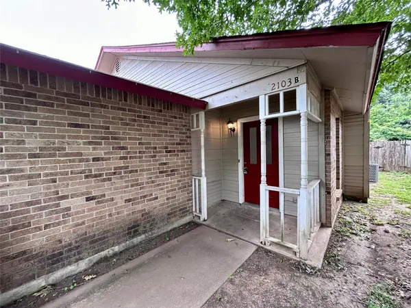 2103 Courtney ST #B, Austin, TX 78745