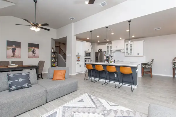 1756 Meadow Crest DR, Salado, TX 76571