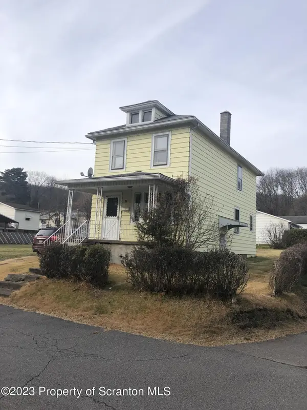 86 Yank ST,  Courtdale,  PA 18704