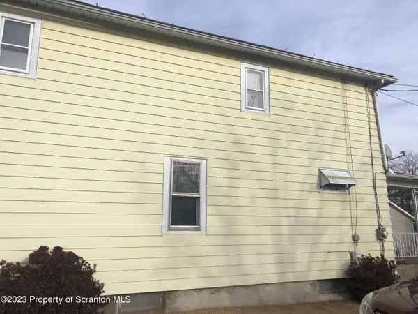 86 Yank ST, Courtdale, PA 18704