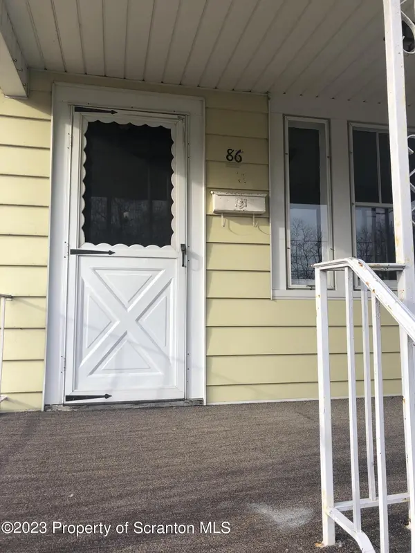 86 Yank ST, Courtdale, PA 18704