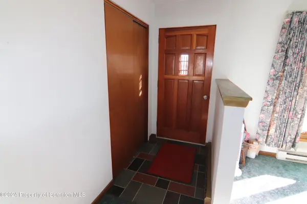 111 Fieldcrest DR, Tunkhannock, PA 18657