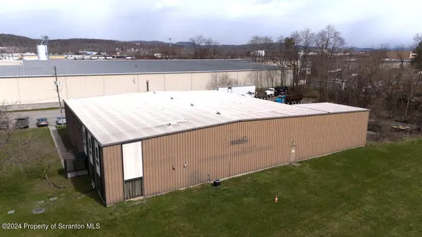 2902 N Reach RD, Williamsport, PA 17701