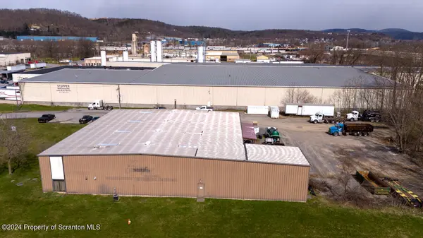 2902 N Reach RD, Williamsport, PA 17701