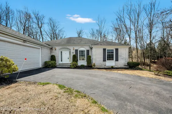 113 Jomar, Roaring Brook Twp, PA 18444