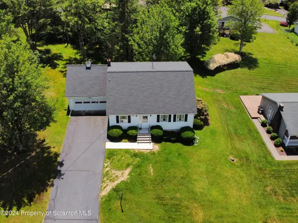 107 Fawn DR #L 49, Roaring Brook Twp, PA 18444