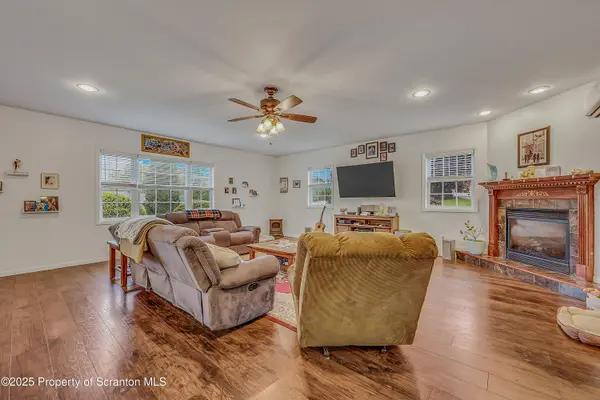197 Highfield DR, Tunkhannock, PA 18657