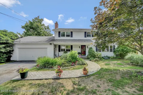 7 Lakeside DR,  Clarks Summit,  PA 18411