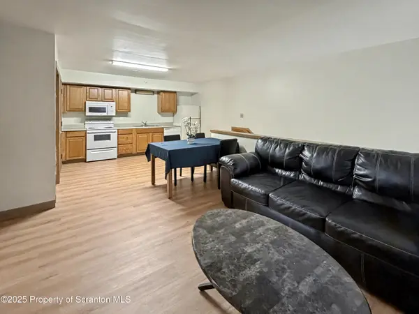 42 Nittany DR #Hemlock 4, Lehman, PA 18627