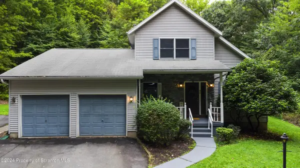 925 Apple Tree RD, Harding, PA 18643