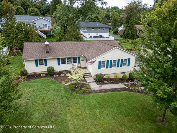 310 Crest DR #L 72, Clarks Green, PA 18411