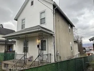 124 Harrison ST, Dunmore, PA 18512