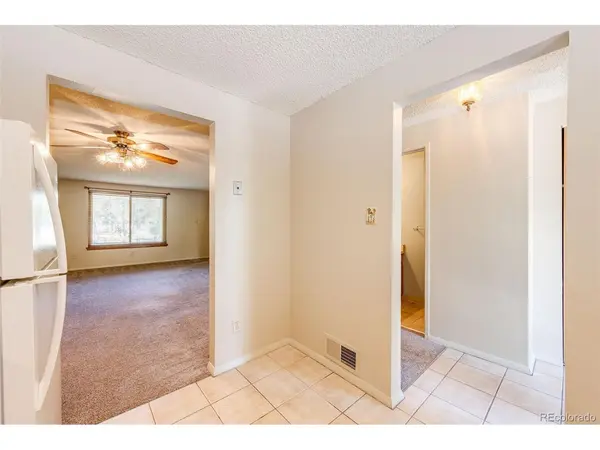469 E Highline, Littleton, CO 80122