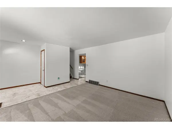 4025 N Carefree, Colorado Springs, CO 80917