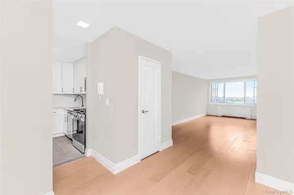 3333 Henry Hudson Pkwy #18C, Bronx, NY 10463