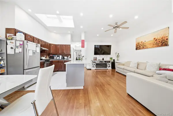 53-74 62nd ST, Maspeth, NY 11378
