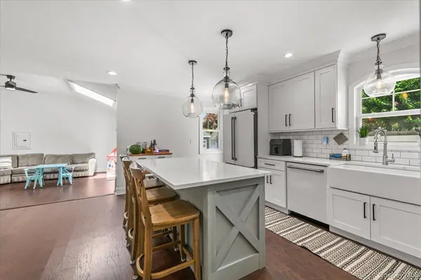 78 Broadway, Bethpage, NY 11714