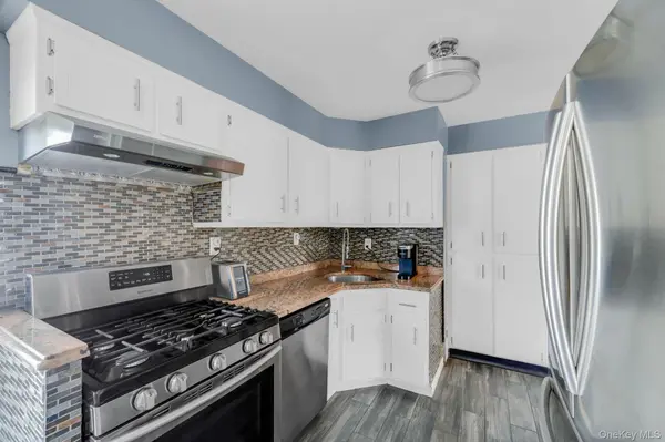 336 W 23rd ST, Deer Park, NY 11729
