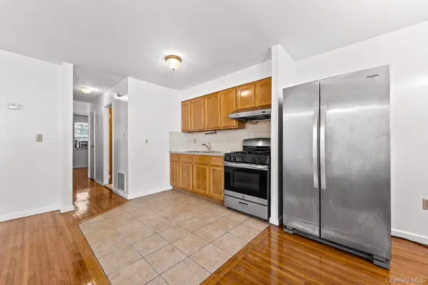 204-20 45th DR, Bayside, NY 11361