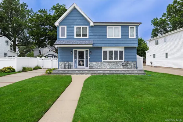 2618 Mount AVE, Oceanside, NY 11572