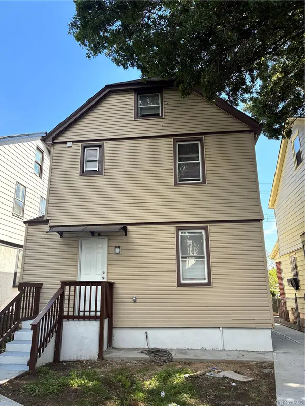 205-15 111TH AVE, Saint Albans, NY 11412