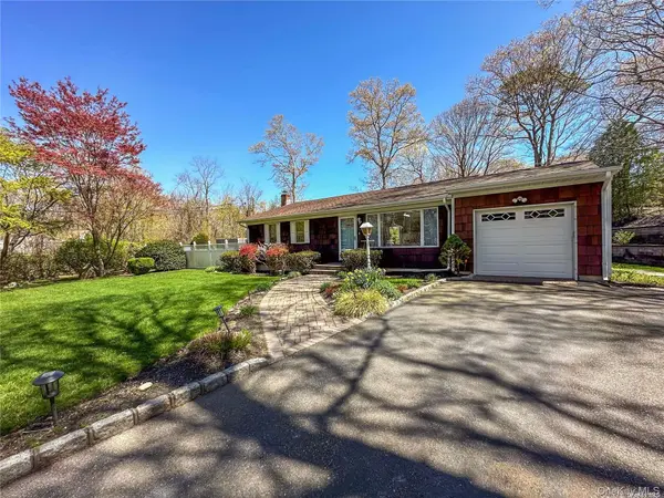 126 Overhill RD, Wading River, NY 11792