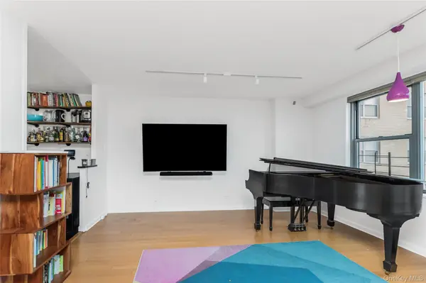2500 Johnson AVE #15G, Bronx, NY 10463