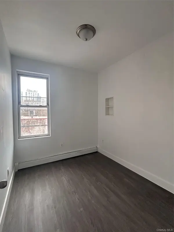 4411 66th ST, Woodside, NY 11377
