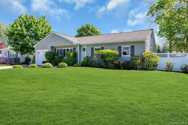 481 Bayport AVE,  Bayport,  NY 11705