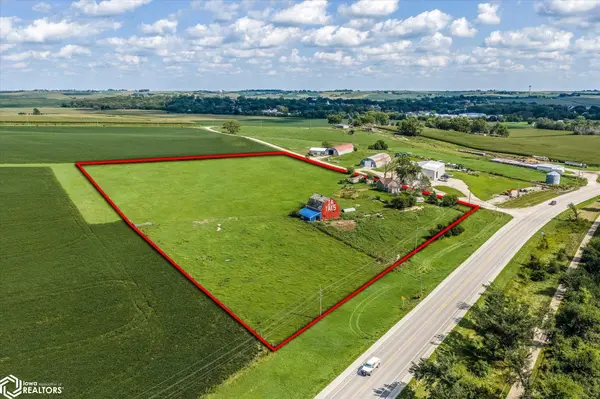 610 8th ST, Exira, IA 50076