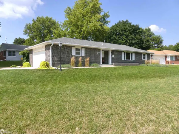 201 Perch ST, Carroll, IA 51401