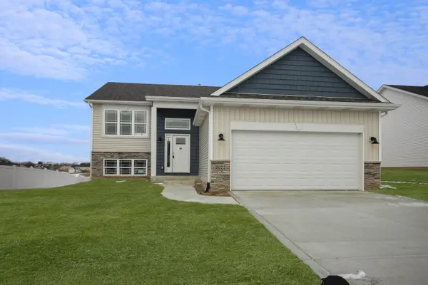 3022 W 84th PL, Merrillville, IN 46410