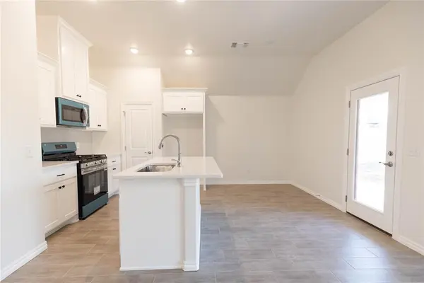 9200 NW 119th ST, Yukon, OK 73099